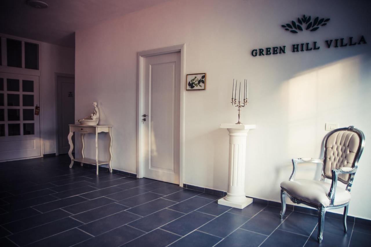 Green Hill Villa Calimanesti Exterior photo