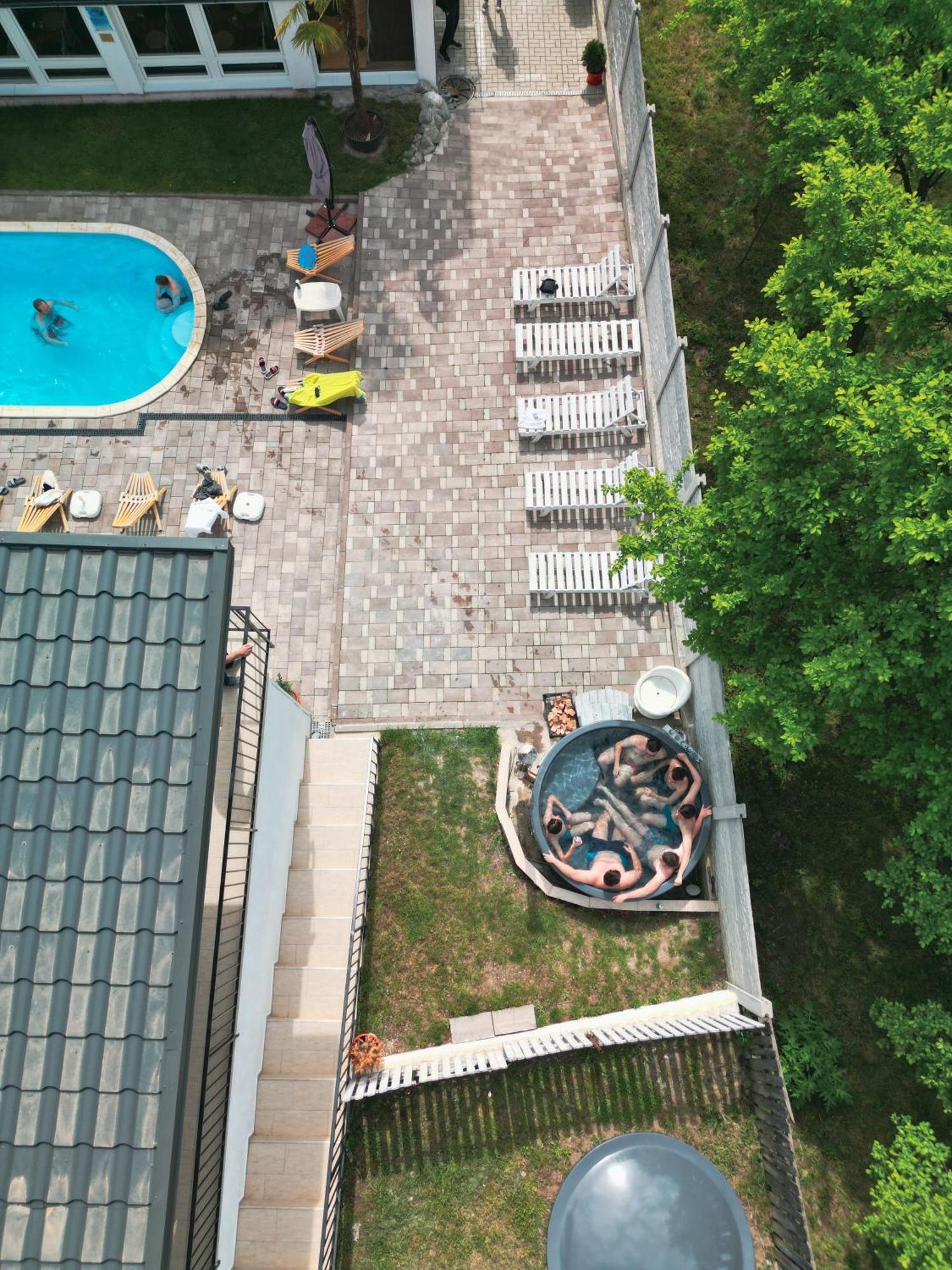 Green Hill Villa Calimanesti Exterior photo